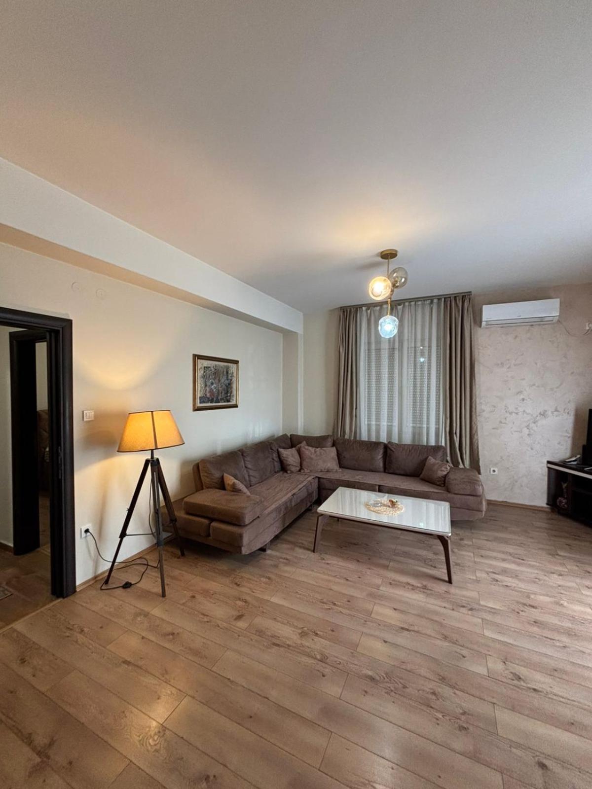 Enjoy 1 Apartment *